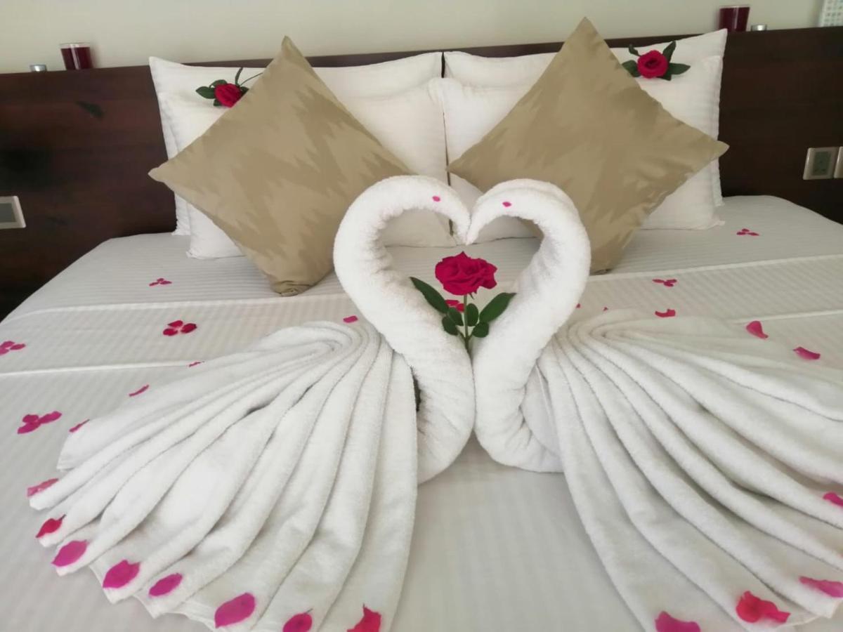 Kethumathee Hotel & Banquet Ratnapura Zewnętrze zdjęcie